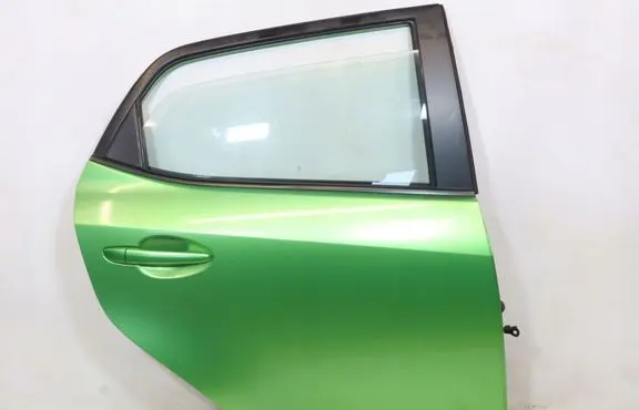 Mazda 2 Rear door