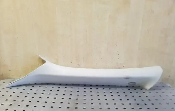 Volvo V40 (A) pillar trim 31102345