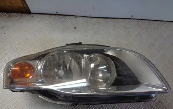 Audi A4 S4 B7 8E 8H Headlight/headlamp 8E0941004AJ