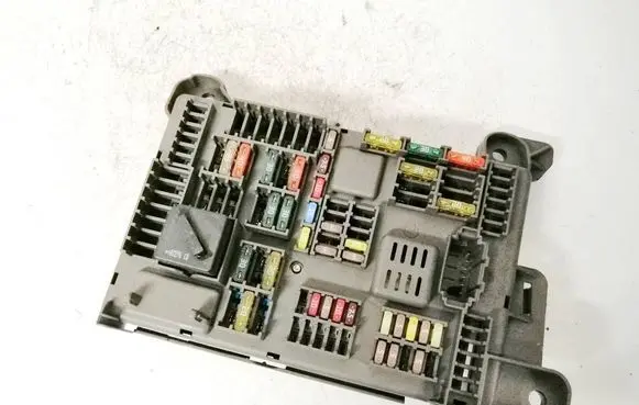 Fuse box set