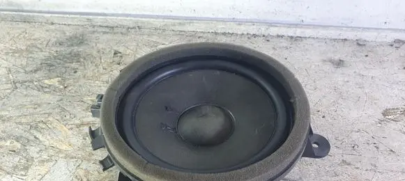 Volvo V70 Front door speaker 30657445