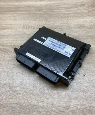 Toyota Prius (XW20) LP gas control unit module 67R010098 10R020507