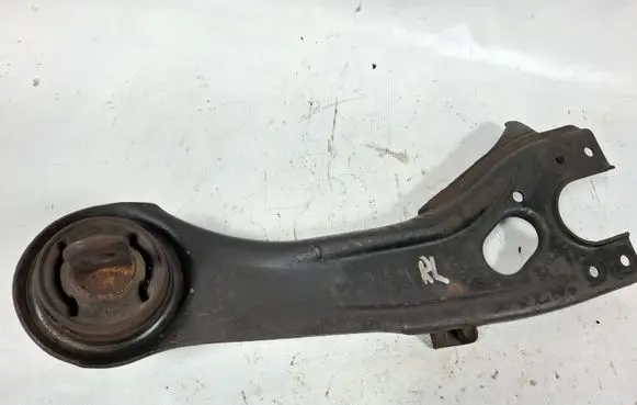 KIA Ceed Rear upper control arm/wishbone 