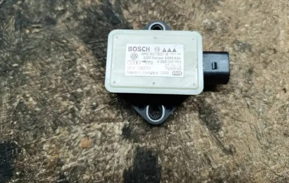 Audi A4 S4 B8 8K ESP acceleration yaw rate sensor 8R0907637B 0265005853