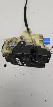 Seat Ibiza III (6L) Rear door lock 3B4839015AN 991992300