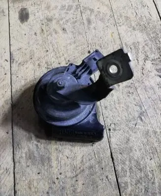 Mercedes-Benz E A207 Horn signal A046522
