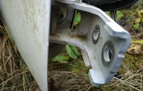 Citroen C3 Front door upper hinge