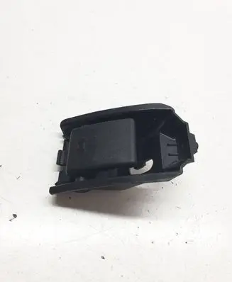 Suzuki Grand Vitara II Engine bonnet (hood) release handle