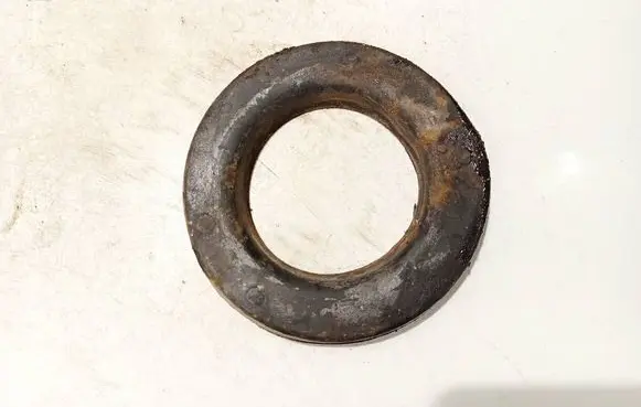 Peugeot 406 Front coil spring rubber mount 