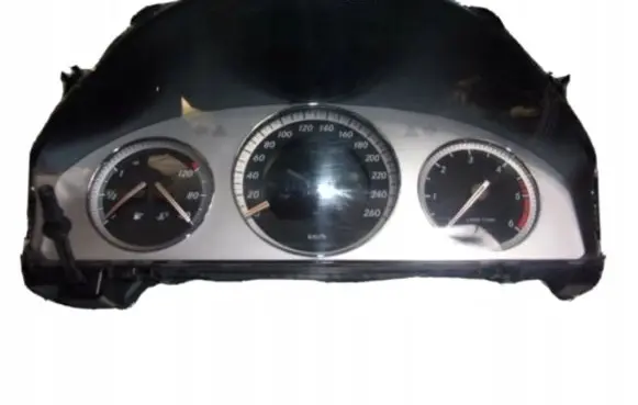 Mercedes-Benz C W204 Speedometer (instrument cluster) A2045404548