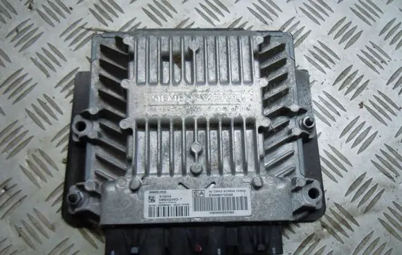Citroen C4 Grand Picasso Engine control unit/module 9663700280
