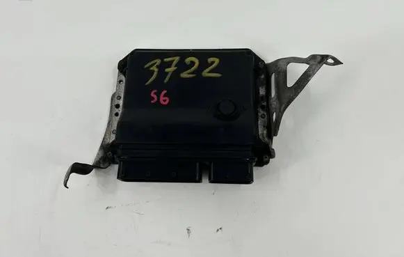 Toyota Avensis T270 Engine control unit/module 8966105D22