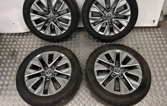 Toyota Mirai II R19 alloy rim 