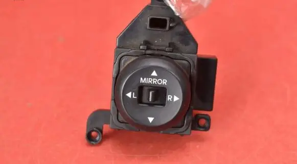 Hyundai i30 Mirror heating switch 
