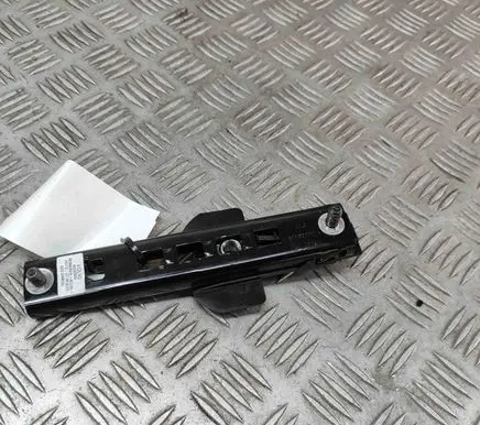 Volvo XC60 Seat belt height adjuster 8632605
