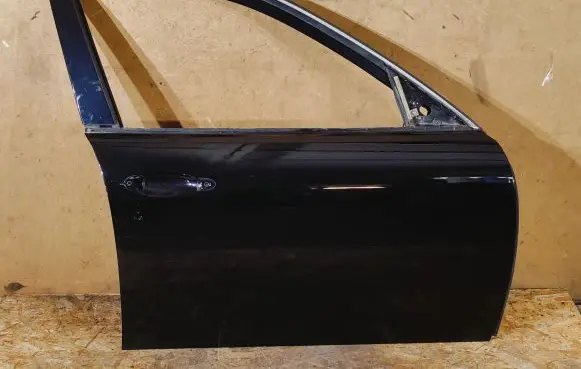 Maserati Quattroporte Front door