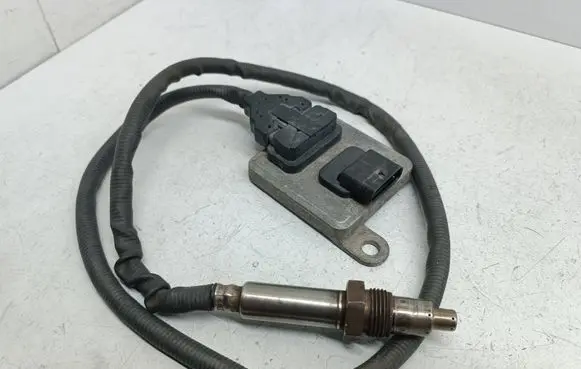 Mercedes-Benz GLC X253 C253 Lambda probe sensor A0009052909 0009052909