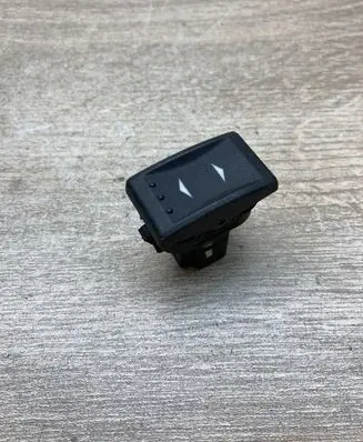 Ford Mondeo Mk III Electric window control switch 1S7T14529AB 03163201