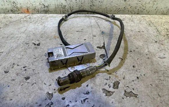Ford Kuga III Lambda probe sensor LX6A5E145AB 06935 0281008037