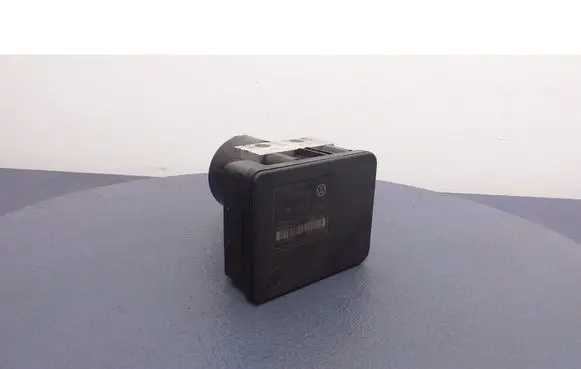 Volkswagen Golf V ABS Pump 1K0907379AC