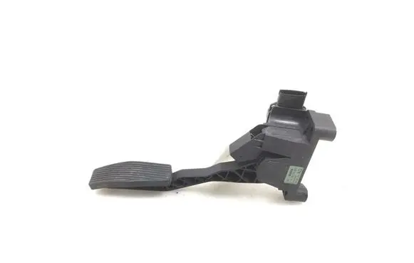 Opel Zafira A Accelerator throttle pedal 90581208