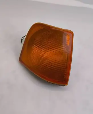 Audi 100 200 5000 C3 Front indicator light 1305232027 P251