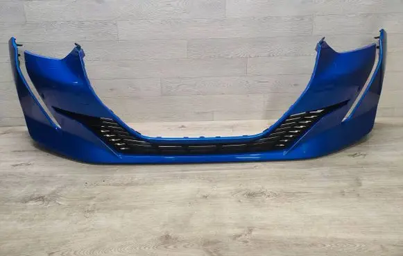 Peugeot 208 Front bumper 9828081180