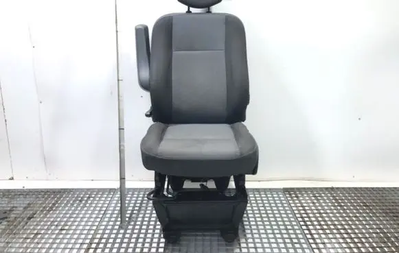 Renault Master III Front driver seat 