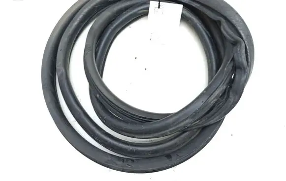 Fiat Doblo Front door rubber seal 