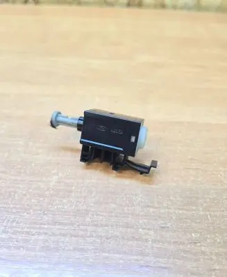 Volvo S60 Clutch pedal sensor 6G9T11A152AA