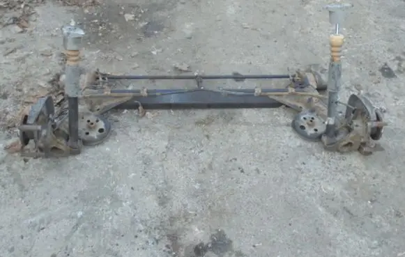 Skoda Superb B5 (3U) Rear beam 