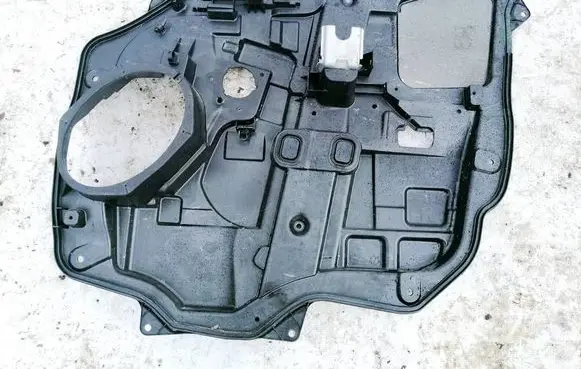 Mazda 5 Front door electric window regulator c2355897x
