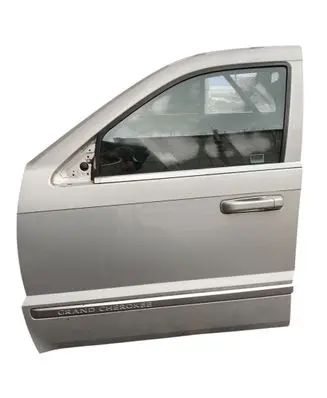 Jeep Grand Cherokee (WK) Front door