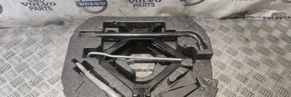 Jaguar XF X250 Tool box 8W8317B043AA