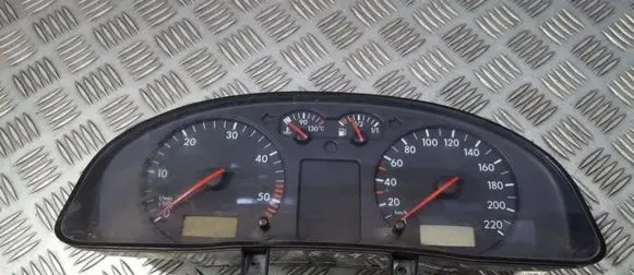 Volkswagen PASSAT B5 Speedometer (instrument cluster) 3B0919881N 88311245
