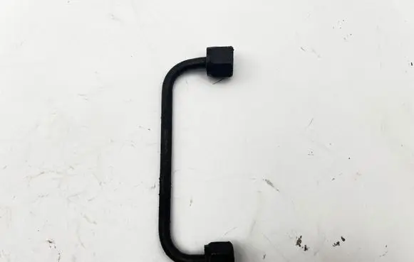 Toyota Land Cruiser (J120) Fuel injector supply line/pipe