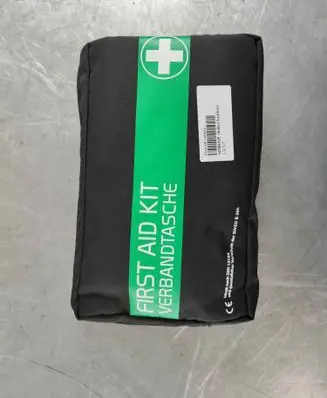 Volvo XC60 First aid kit 32394325 32149427