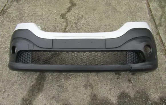 Renault Trafic III (X82) Front bumper 620223380R