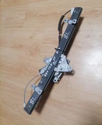 SsangYong Rexton Rear window lifting mechanism without motor