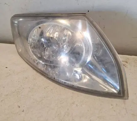 Mazda 626 Front indicator light 21061918