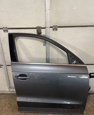 Audi Q3 8U Front door 8U0831312B