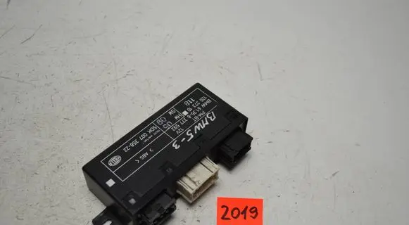 BMW 5 E39 Door control unit/module 61358377592 12037310 5DK00735822