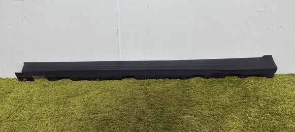Mercedes-Benz GLA H247 Sill A2476980900 2476980900