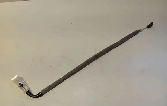 BMW 3 E90 E91 Front door cable line B39252 881382