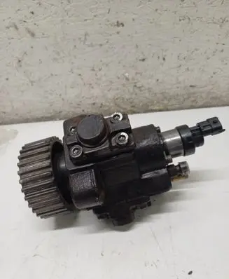 Iveco Daily 6th gen Fuel injection high pressure pump 0445010320
