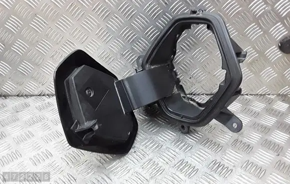 Renault Zoe Electric car charge socket cover geo023778