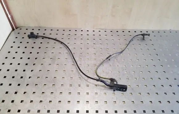 Toyota Auris 150 ABS brake wheel speed sensor 8954202060