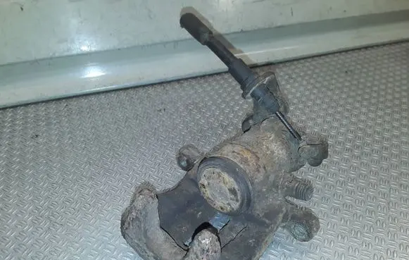 Peugeot 807 Rear brake caliper 