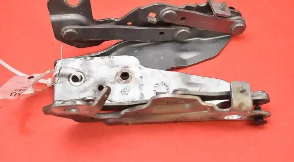 Jeep Compass Engine bonnet/hood hinges
