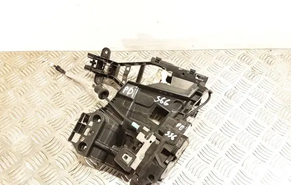 Volvo S60 Front door lock 31349891 30747097 31675051